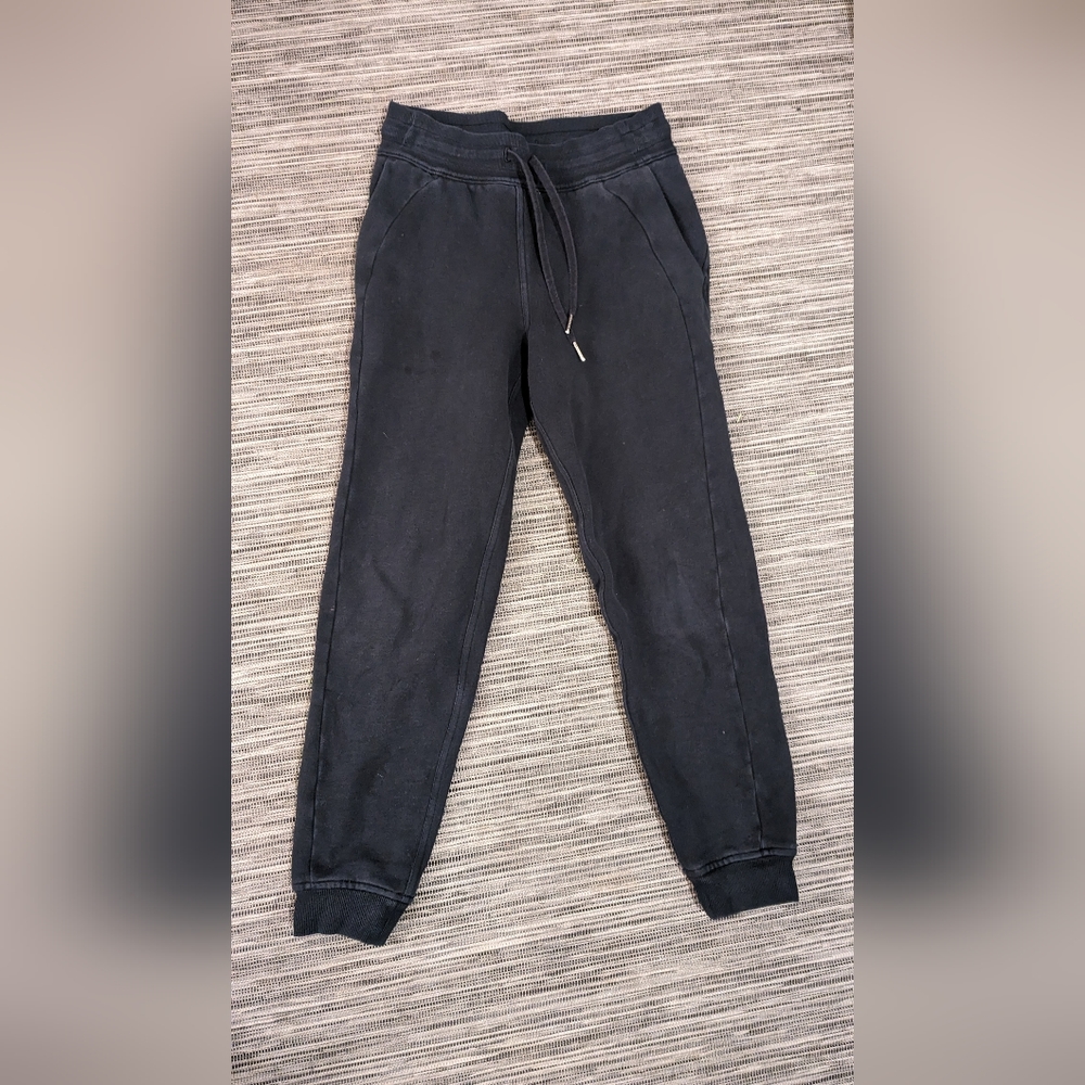 Size 4 Lululemon Sweat Pants